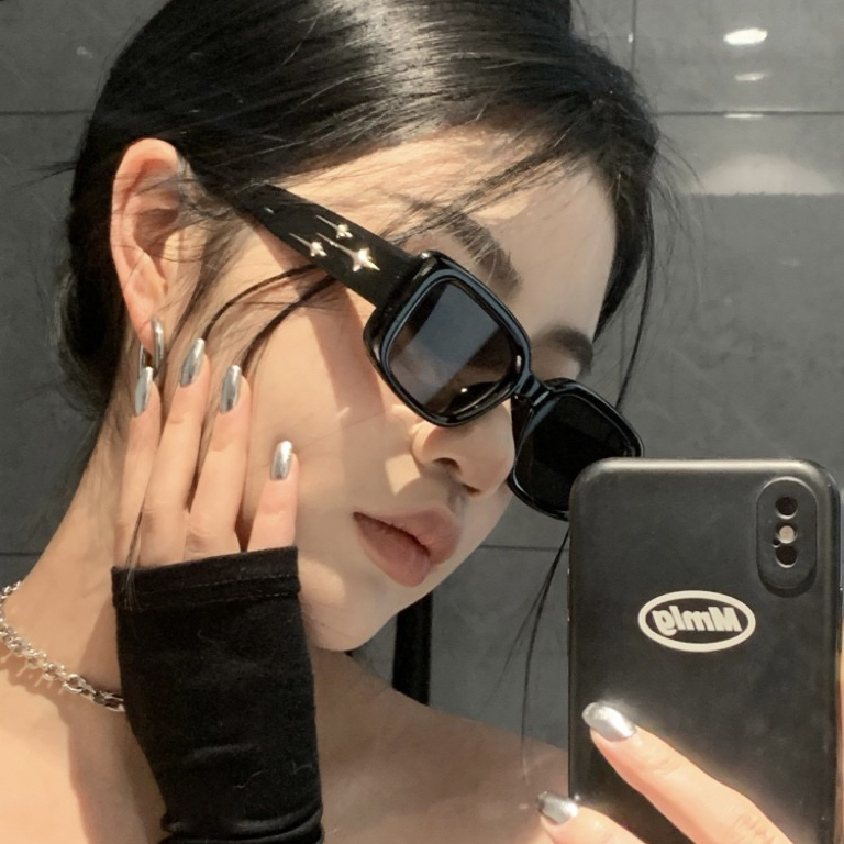 Street Fashion Glasses - Kacamata Hitam Persegi Kecil Gaya Retro